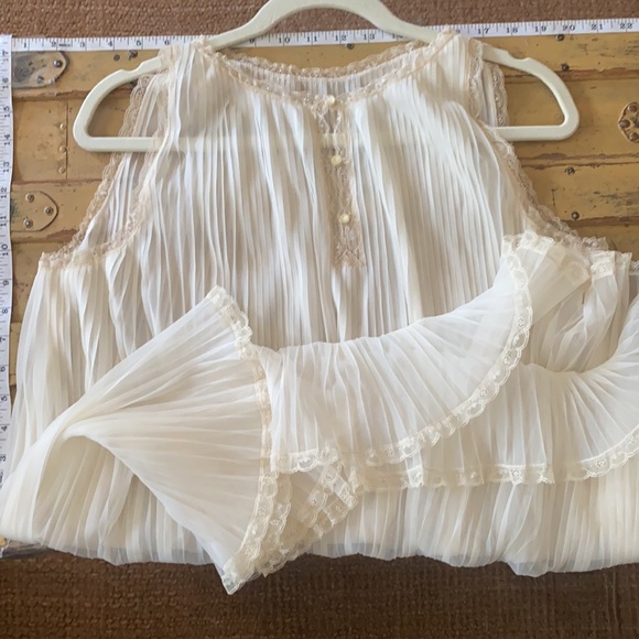60S 70S VINTAGE | VANITY FAIR IVORY PLEATED SHEE BOHO VINTAGE LINGERIE S VTG USA - Picture 6 of 17